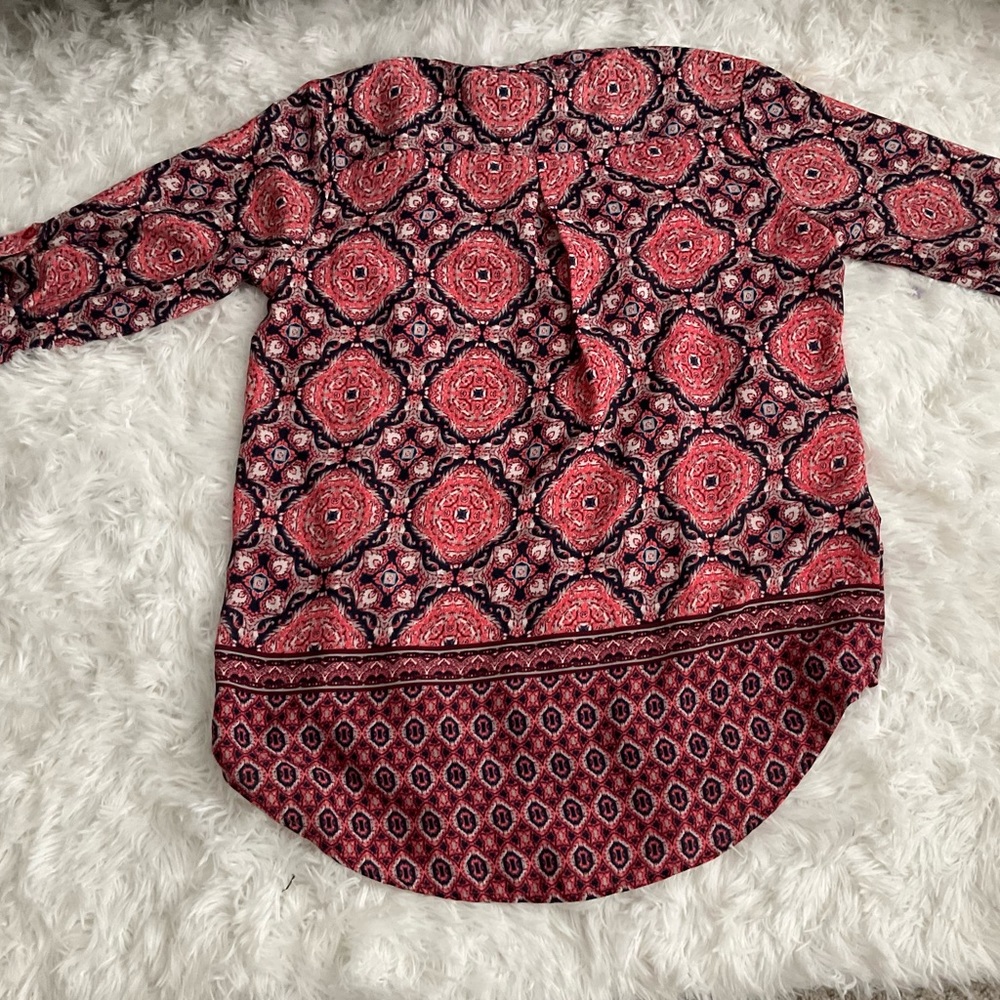 100% Polyester Multi-Colored Blouse - Picture 6 of 13